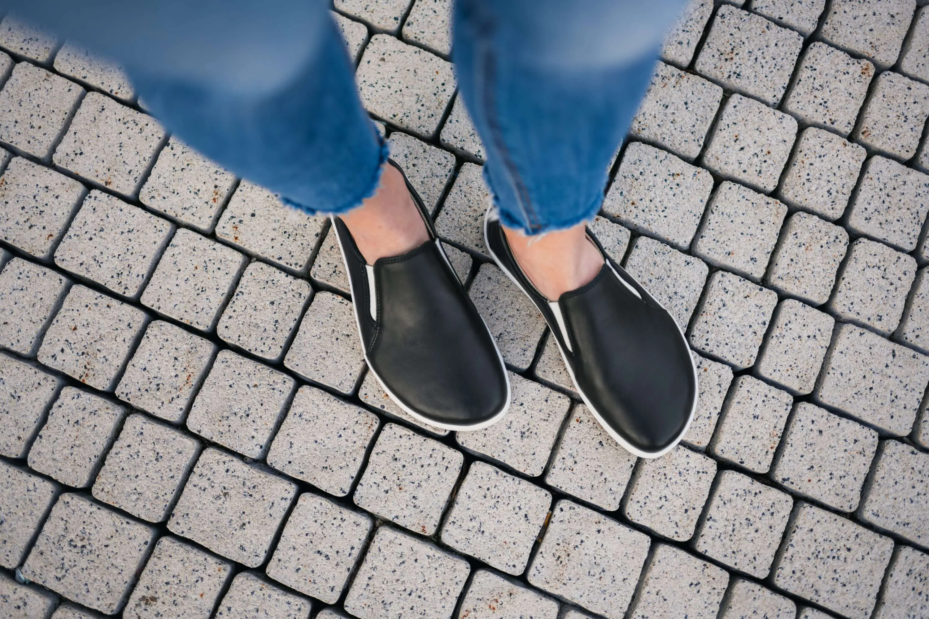 Barefoot Sneakers - Be Lenka Eazy Neo - Black & White