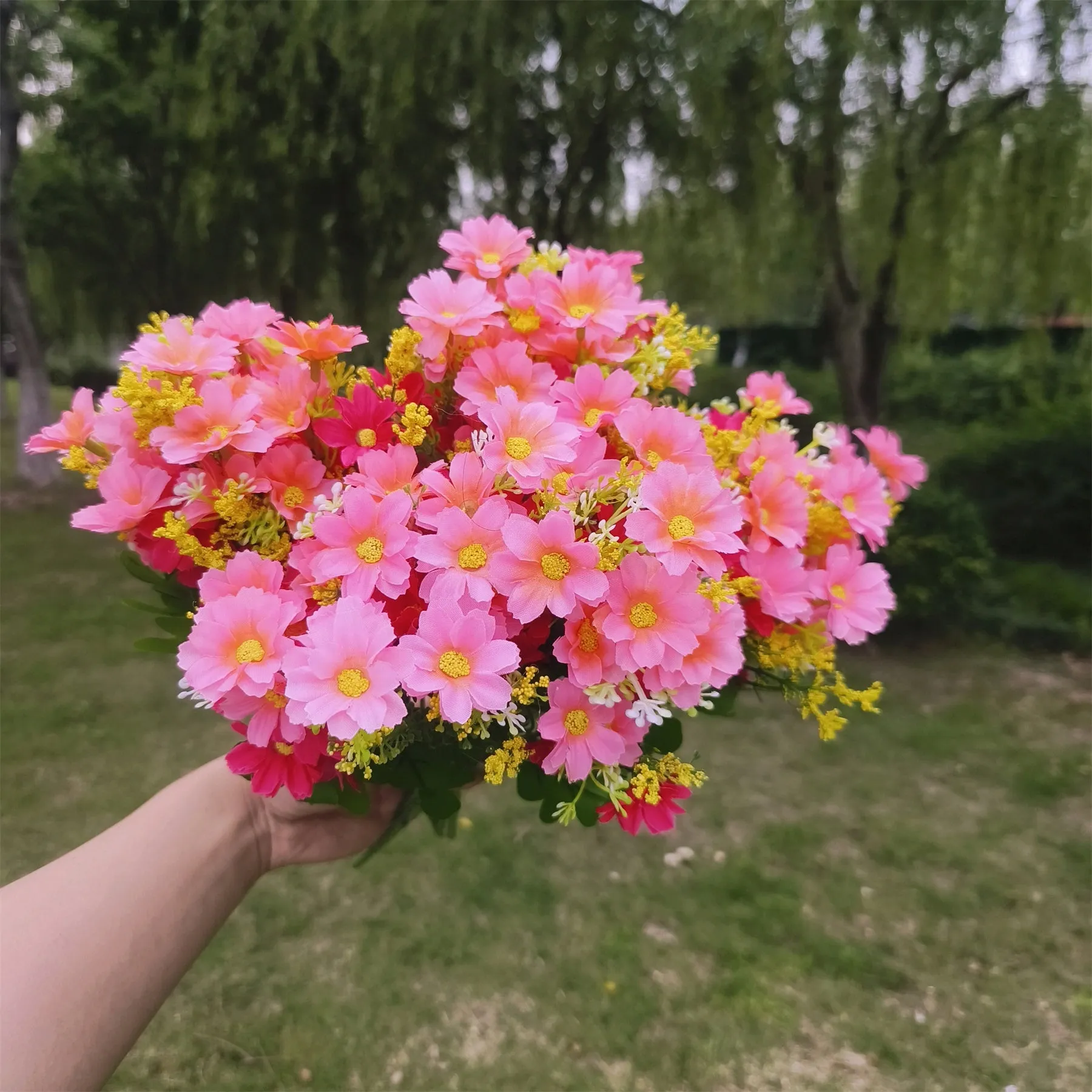 Bulk 12" 8Pcs Artificial Fall Flowers for Outdoors Orange Yellow Daisy Plants Shrubs for Garden Wholesale