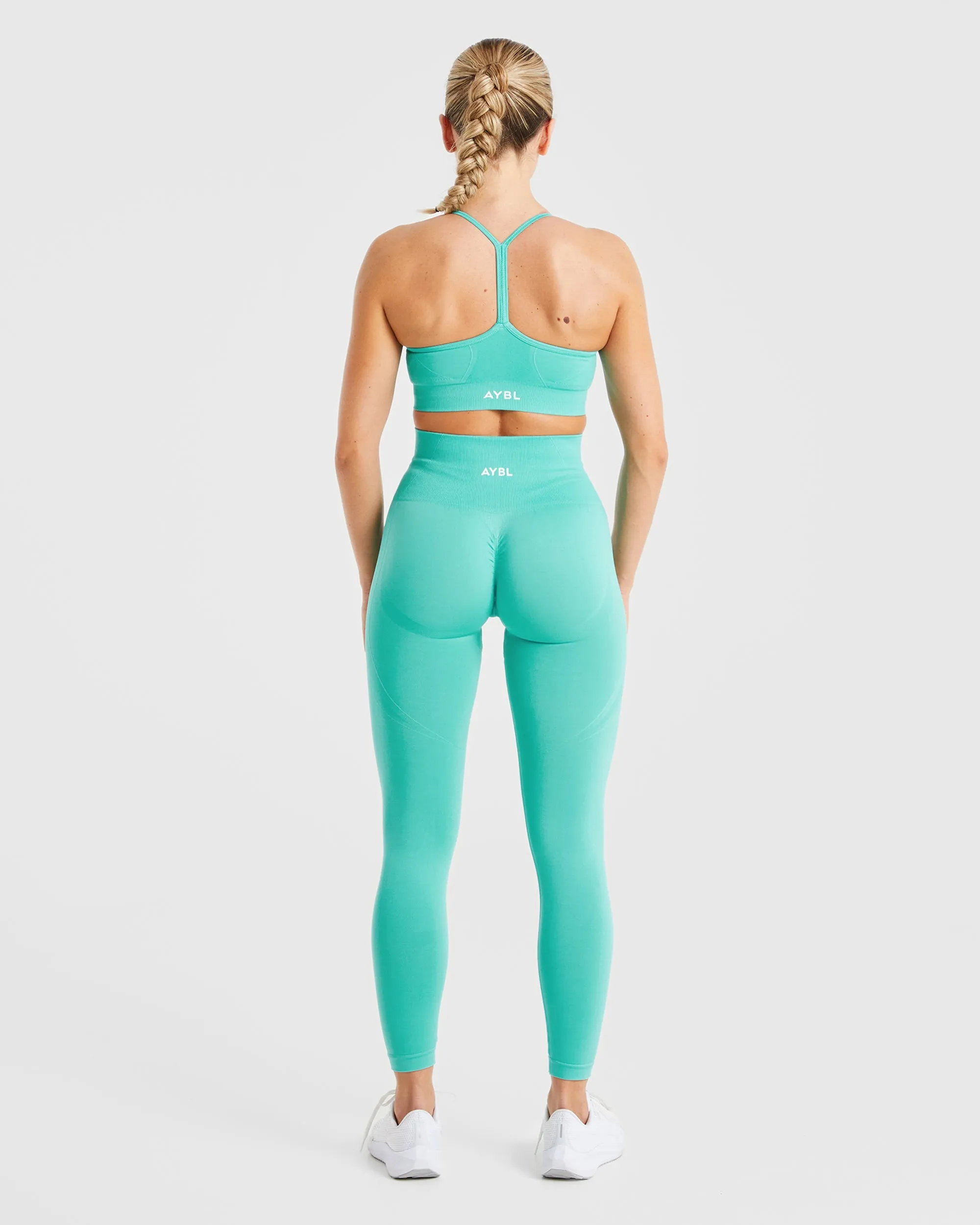 Empower Seamless Sports Bra - Jade Green