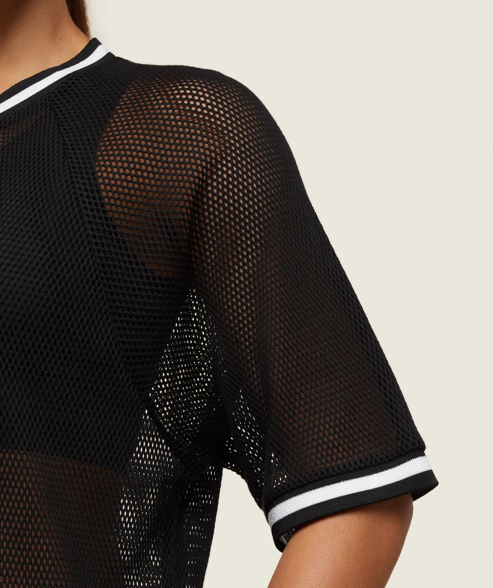 Gymshark everywear Mesh Layering Tee - Black/Soft White