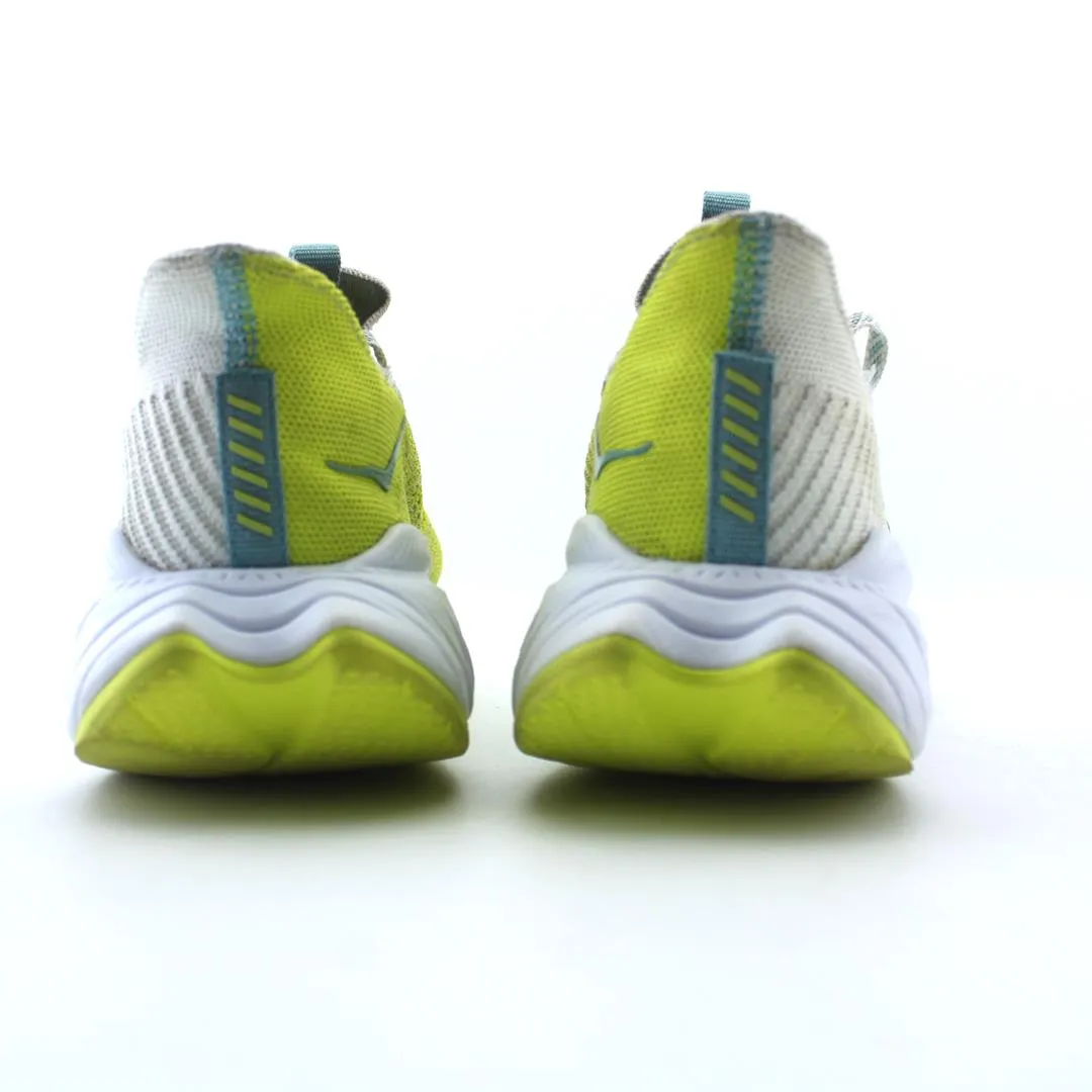 HOKA ONE ONE CARBON X 3