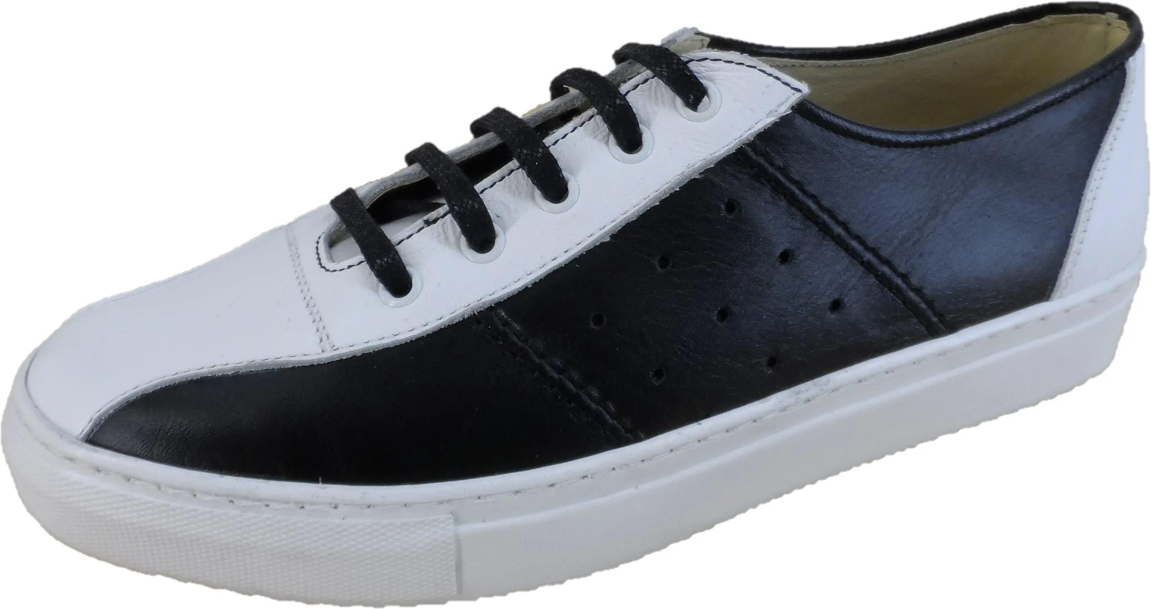 Ikon Original Mens Black/White The Seeker Bowling Trainers