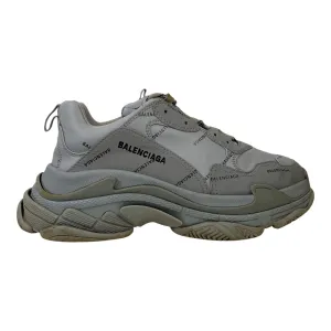 Men's Triple S Low Trainers Grey Size EU 43 / UK 9