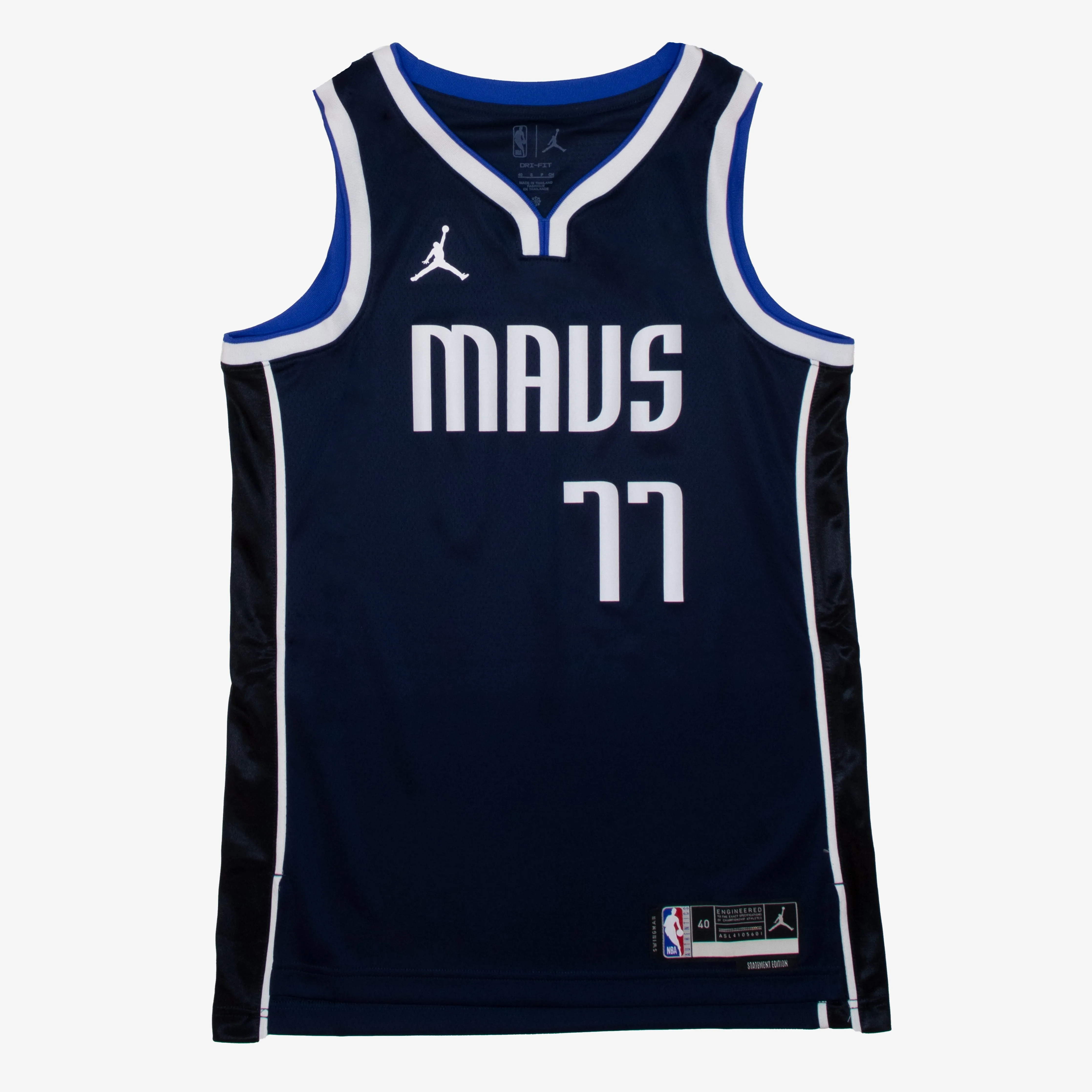 Nike Dallas Mavericks Swingman Jersey Statement Edition 22 Luka Doncic