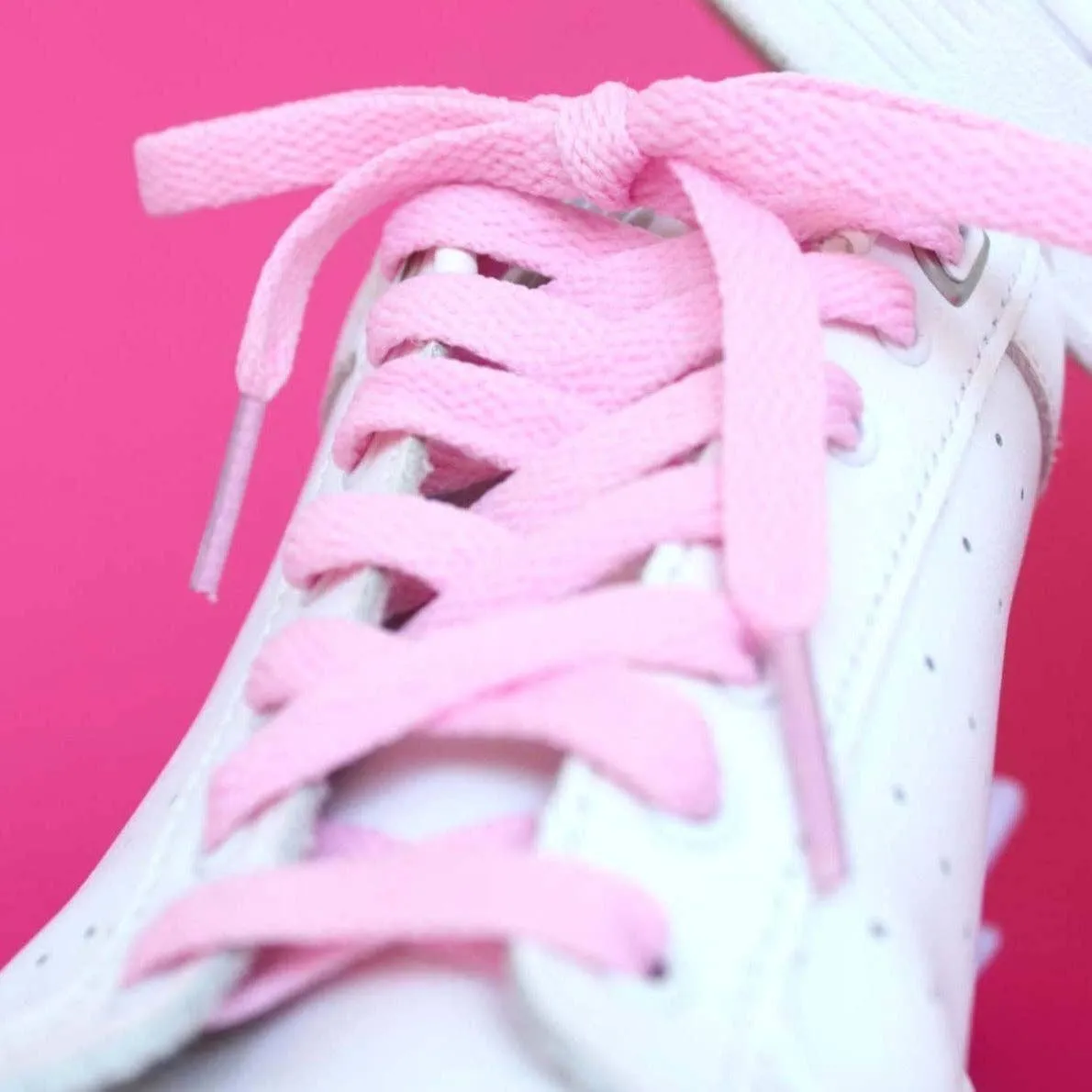 Pink flat shoelaces