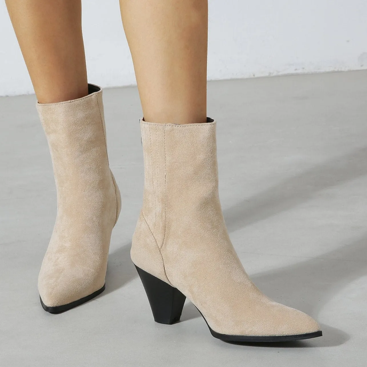 Pointed Toe Thick Heeled Short Boots