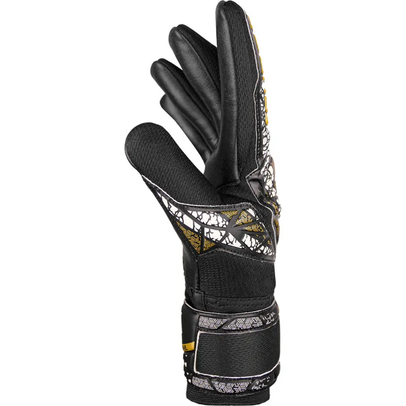 Reusch Attrakt Silver NC Finger Support Junior Goal Keeping Glove