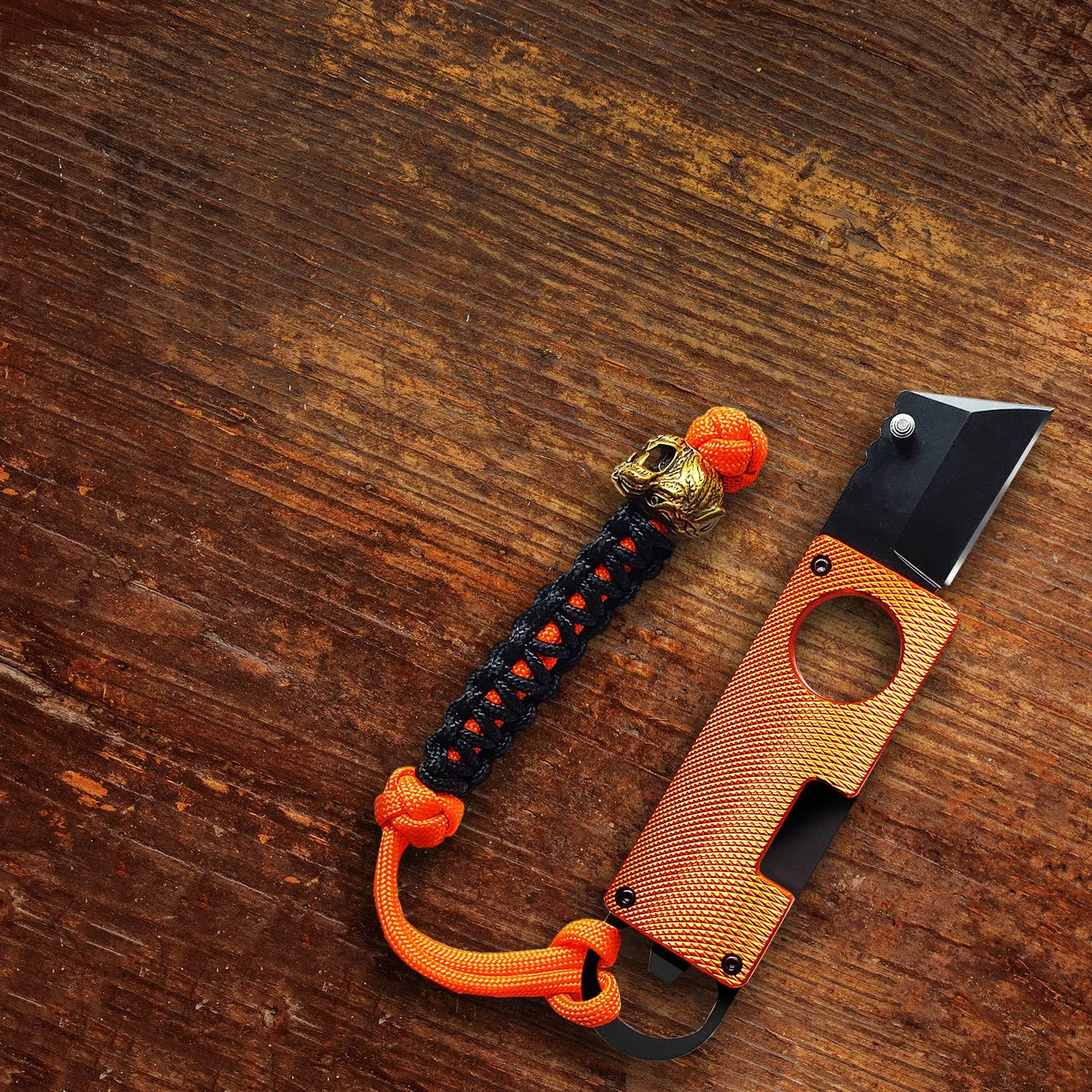 Tiger Claw Pocket Knife