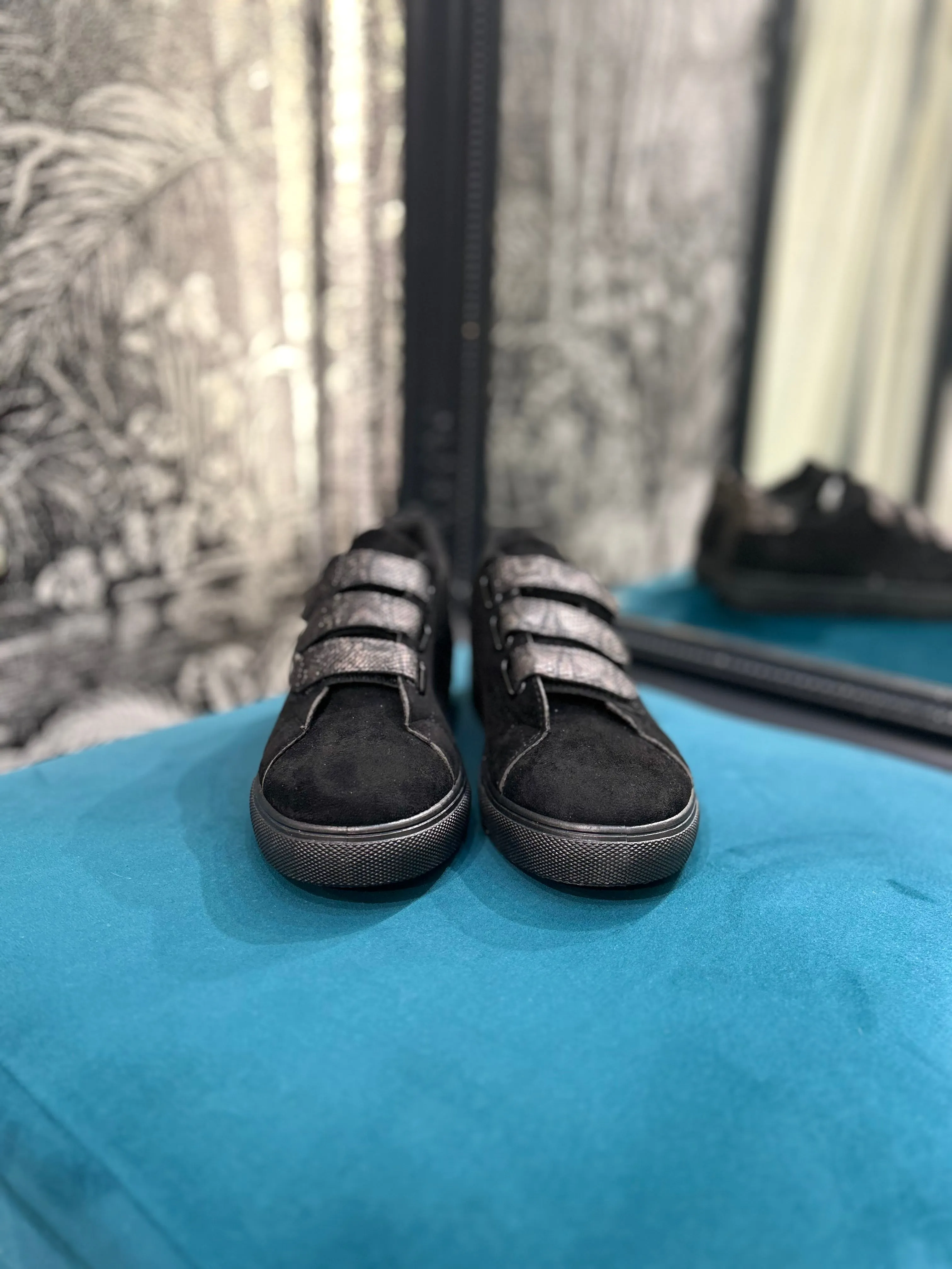 Vanya Velcro Trainers